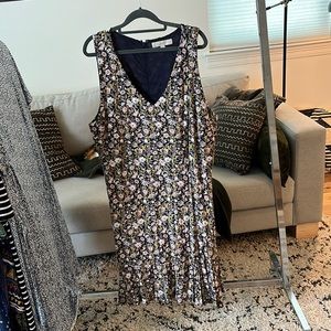 LOFT PLUS curvy floral x-line knee-length Dress size 18